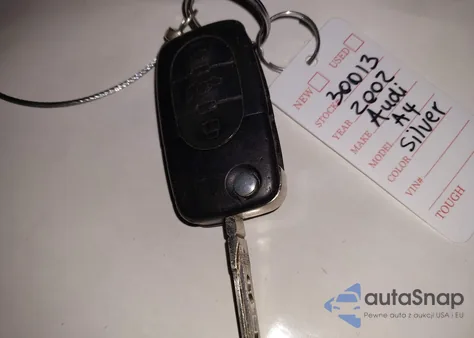 2002 Audi A4 3.0 z USA, uszkodzony, nr VIN WAULT68E92A309113